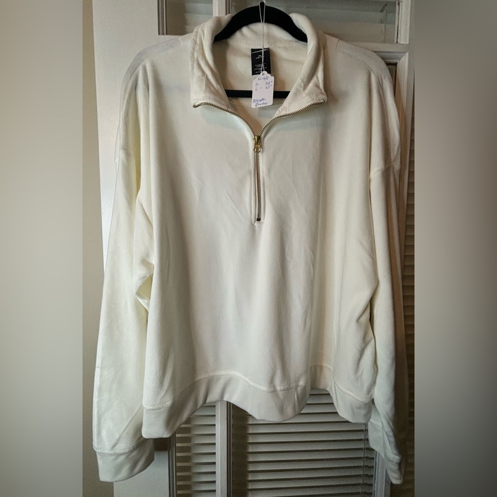 Aviva Velour Zippered Shirt-Size 16/18